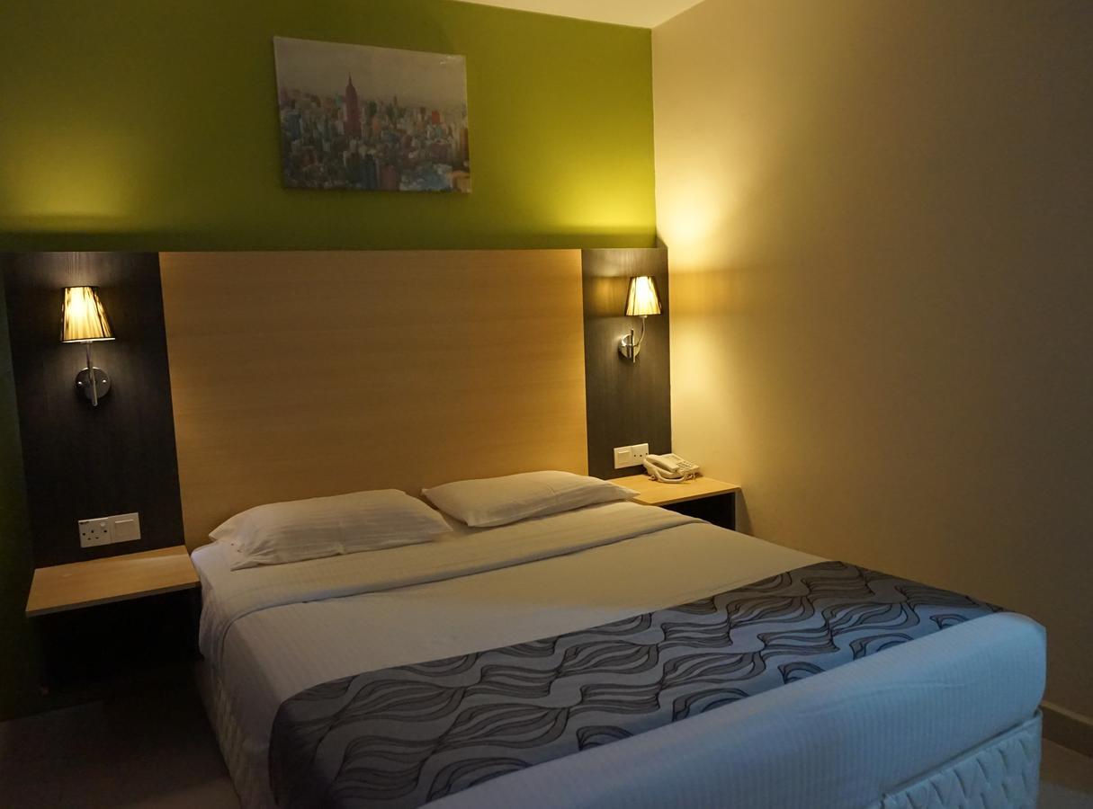 Oyo 786 The Citilite Hotel Kuantan Zewnętrze zdjęcie